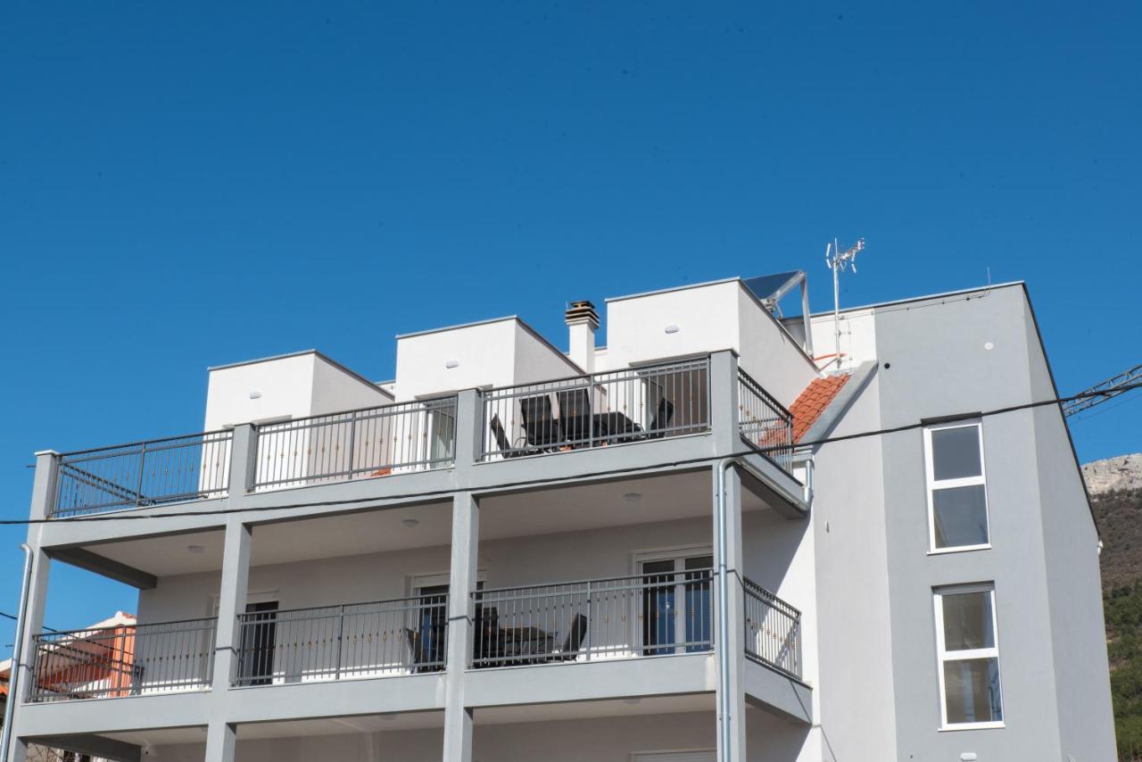 Apartments Zilic Каштел-Стари Экстерьер фото